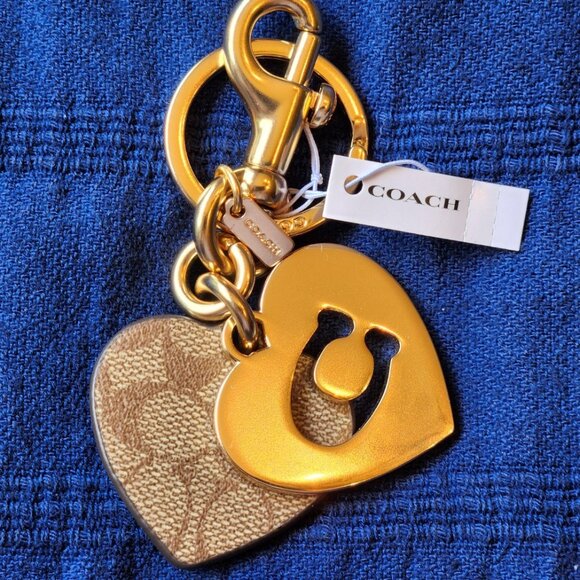 Coach Signature Heart Keychain/Bag Charm Gold Khaki NWT - Picture 1 of 9